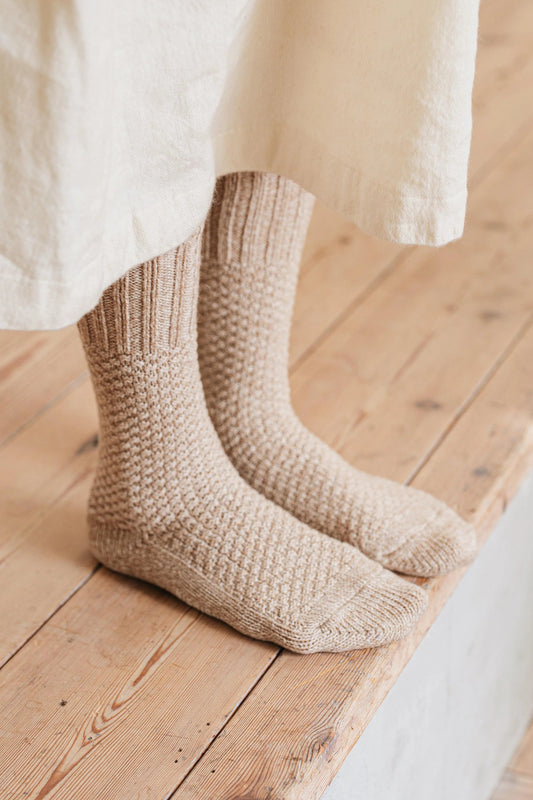 NIshiguchi Kutsushita wool cotton Boston boot socks in beige Beach stone.