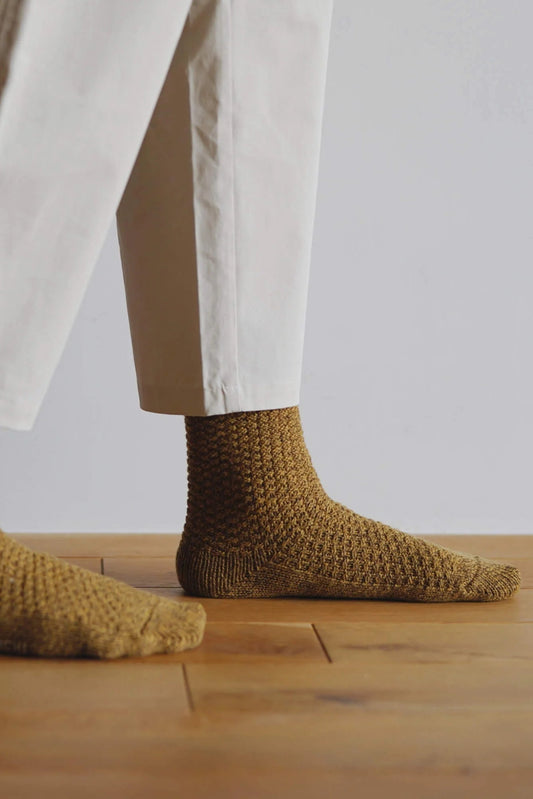 Nishiguchi wool cotton boot socks im mustard.