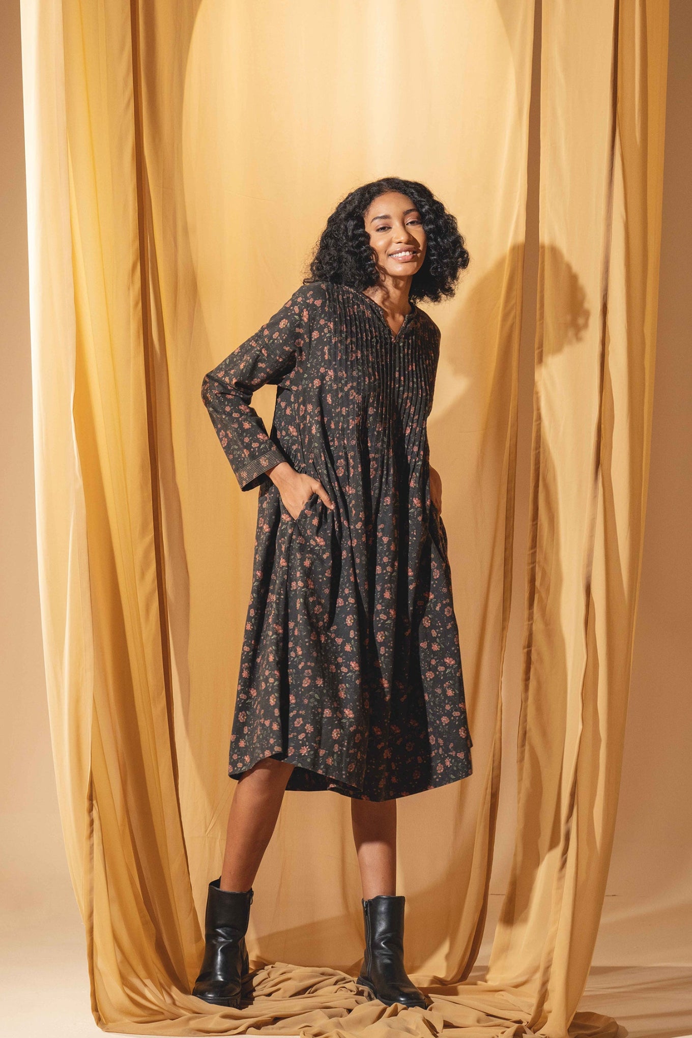 DVE Bhavya cotton linen long sleeve dress with pintucks in charcoal floral print.