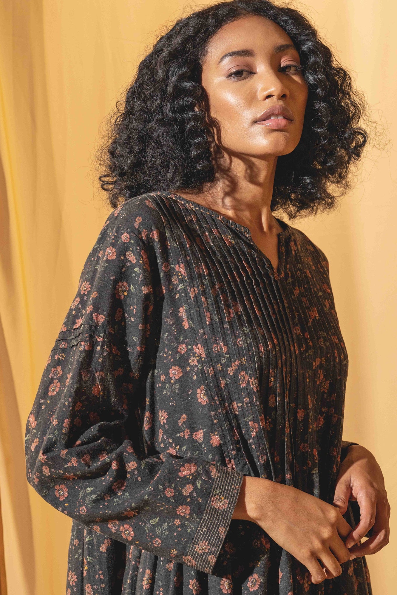 DVE Bhavya cotton linen long sleeve dress with pintucks in charcoal floral print.