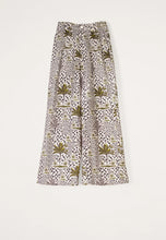 Load image into Gallery viewer, Nancybird Niko pant in tencel linen blend lino palm print.