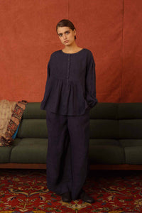 DVE Collection Tavishi long sleeve blouse in navy stripe linen.