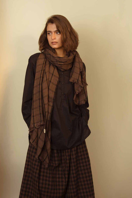 DVE collection pure linen scarf in brown and black windowpane check.