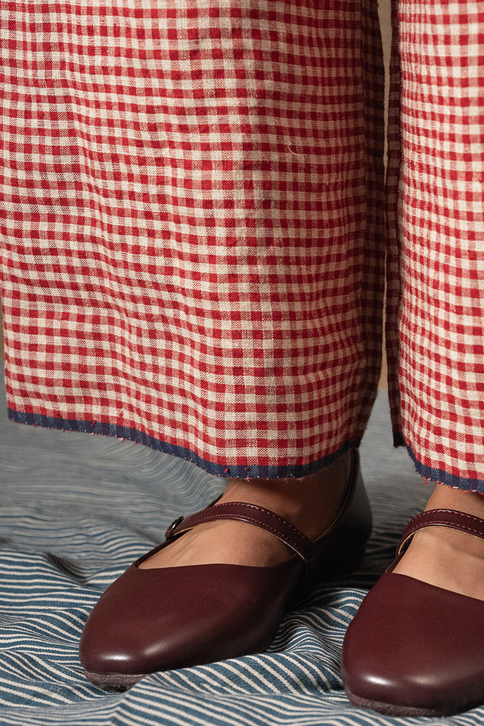 DVE Dityaa linen pants in crimson check.