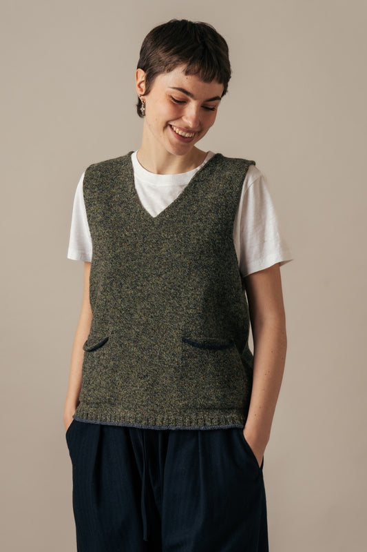 Eribe Shetland wool tweed Nep vest in pine dark khaki green.
