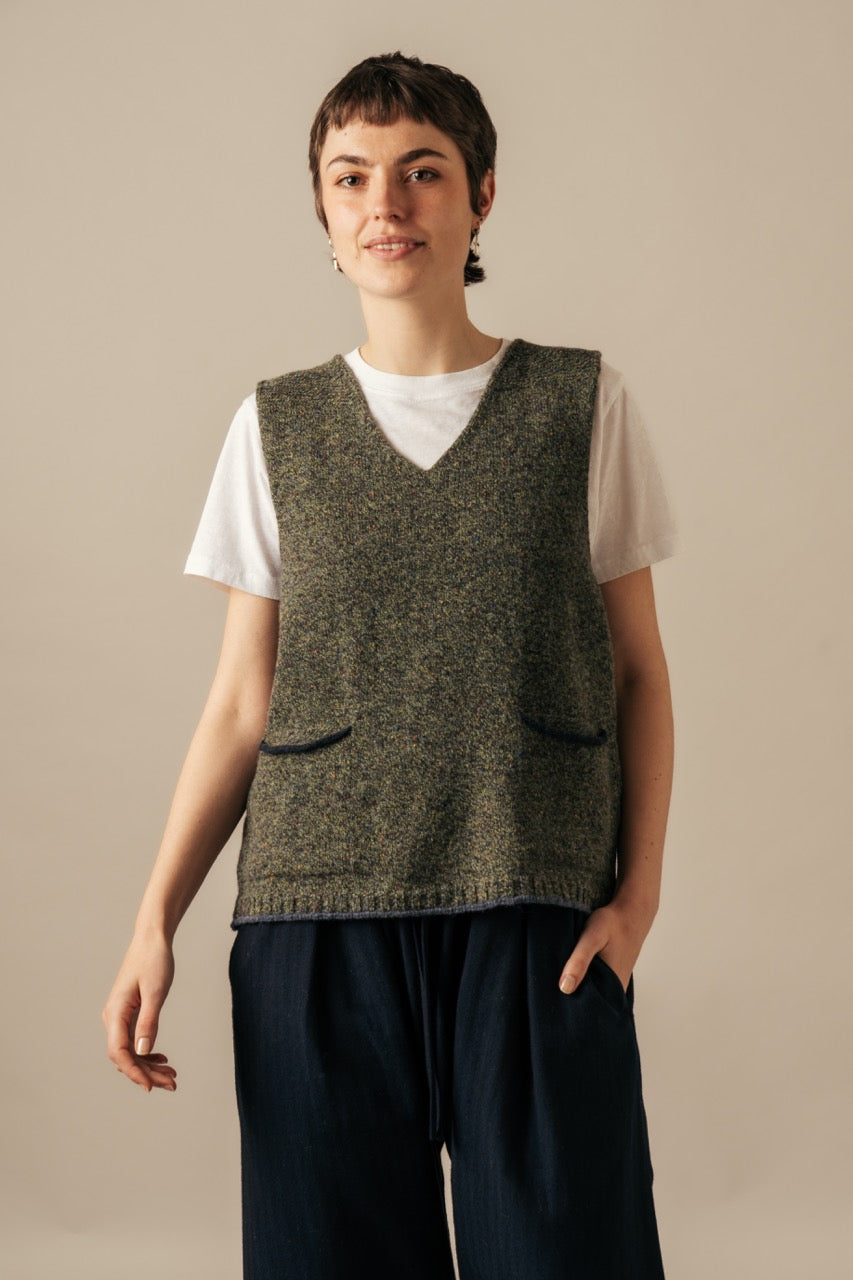Eribe Shetland wool tweed Nep vest in pine dark khaki green.