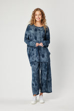 Load image into Gallery viewer, Valia wool jersey Meta pant in wedgewood blue.