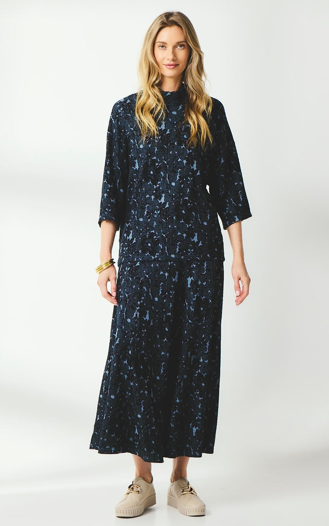Valia merino wool jacquard knit Fleur blouse in Mussel dark grey and blue.
