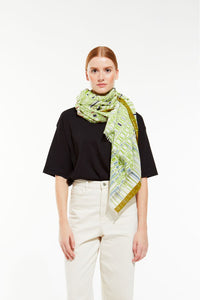 Mapoesie  Mue fine cotton scarf in khaki.