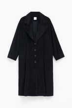 Load image into Gallery viewer, Elk the Label organic cotton corduroy long line jacket trench coat, Koord. In black.