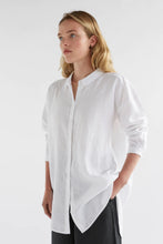 Load image into Gallery viewer, Elk Yenna shirt - white