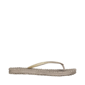 Ilse Jacobsen Cheerfuls flip flops rubber thongs with glitter straps in atmosphere, beige with soft gold glitter.