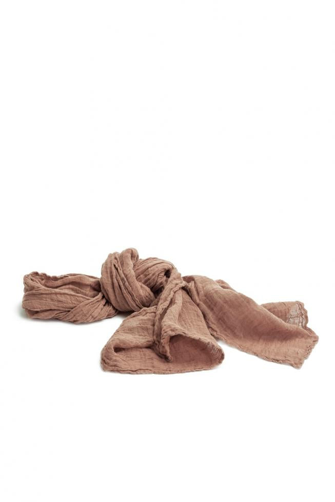 Couleur Chanvre made in france hemp long scarf in rose des sables, sand rose pink.