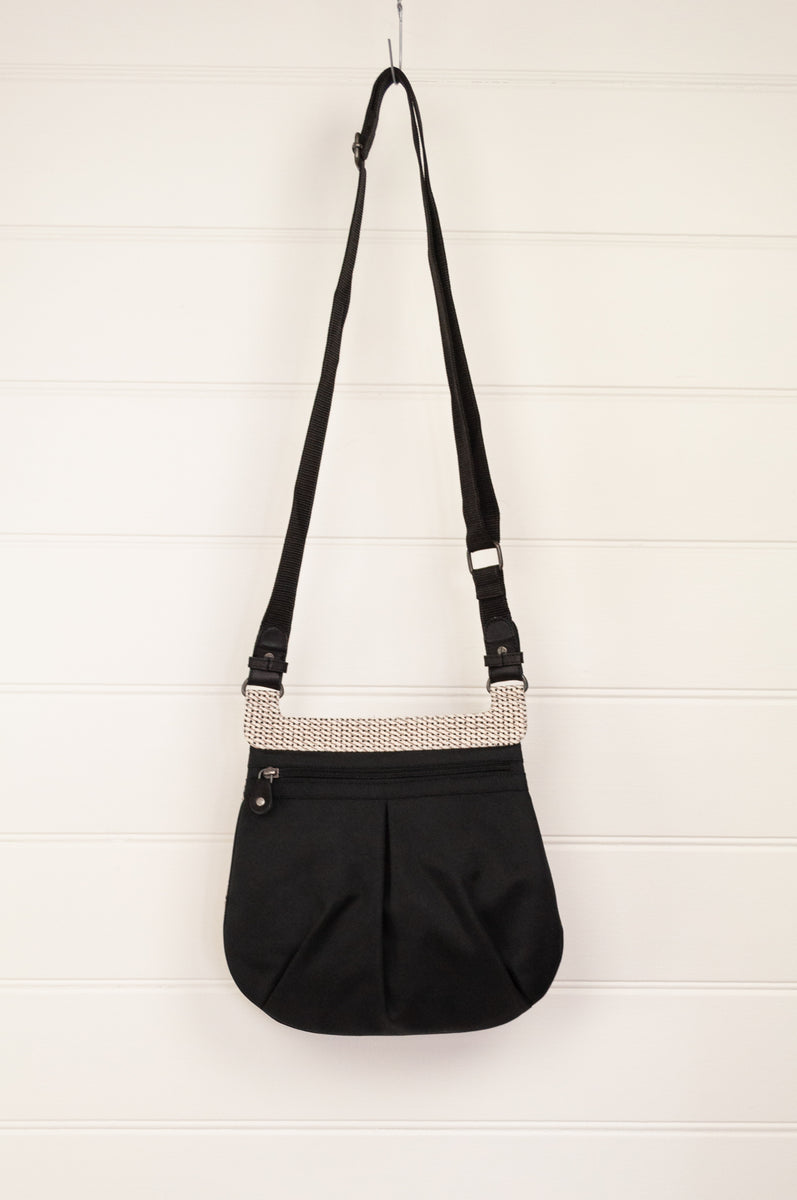 Anna Kaszer - Oka bag (Mayo Pia) – juniperhearth