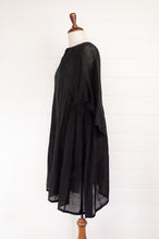 Load image into Gallery viewer, Banana Blue made in Melbourne black linen gauze loose fitting tunic.