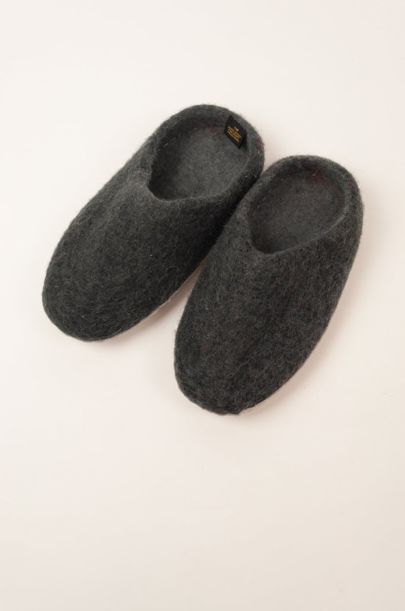 Fair trade handmade wool felt slippers, slip on charcoal.