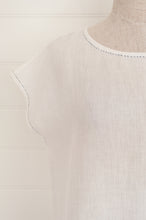 Load image into Gallery viewer, DVE Collection Kriya top in white linen, versatile cap sleeve top.