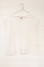 Load image into Gallery viewer, DVE Collection Kriya top in white linen, versatile cap sleeve top.