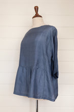 Load image into Gallery viewer, Dve Padma handloom silk top - blue grey