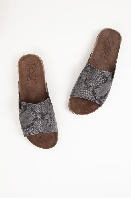 Bosabo handmade in France cork soled mule sandal with snakeskin Python leather upper in grey anthracite.