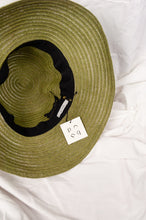 Load image into Gallery viewer, PCNQ made in Japan abaca and cotton sun hat, Pop in green.