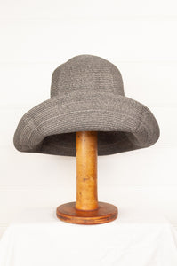 PCNQ Alma paper hat moldable adjustable made in Japan, in charcoal.