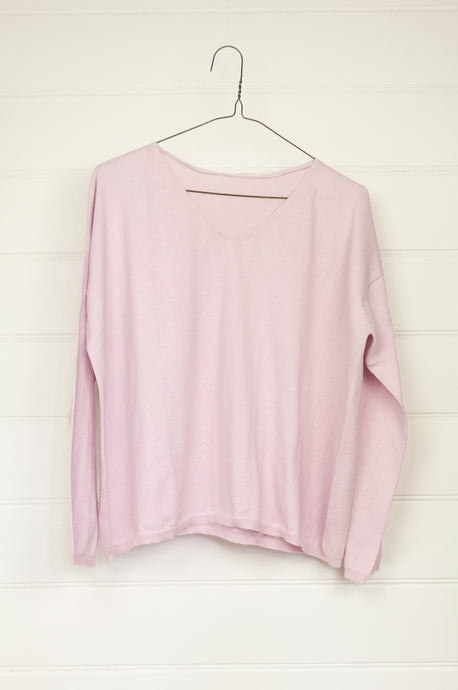 One size V-neck slouchy cashmere cotton summer sweater in blush pink.