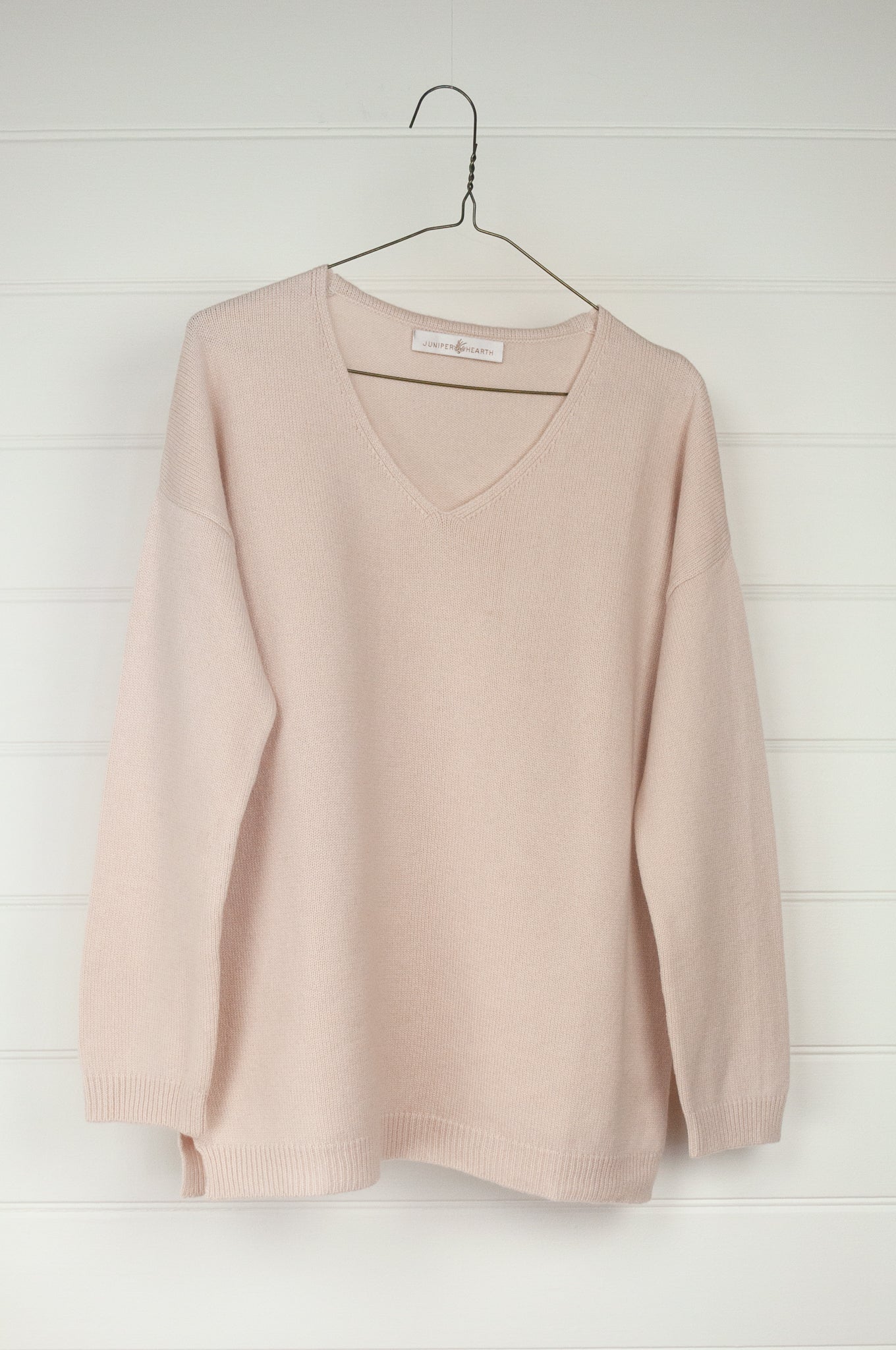 Classic V cashmere sweater - ecru