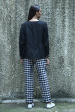 Load image into Gallery viewer, Dve elastic waist easy fit Rooma pants in black white and brown plaid linen.