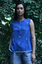 Load image into Gallery viewer, Dve Collection indigo jamdani cotton sleeveless kamakshi blouse.