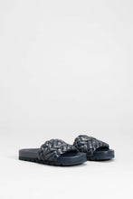 Load image into Gallery viewer, Elk the Label Tonde slide in twilight navy plaited leather.