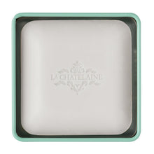 Load image into Gallery viewer, La Chatelaine tinned travel Gardenia soap, made in France.
