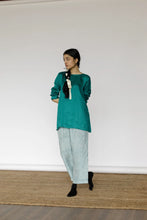 Load image into Gallery viewer, Mason and MIll pyjama style silk pyjamas blockprint in jade green on ecru.