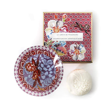 Load image into Gallery viewer, Fragonard French boxed soap and glass dish gift set, heliotrope gingembre (ginger).