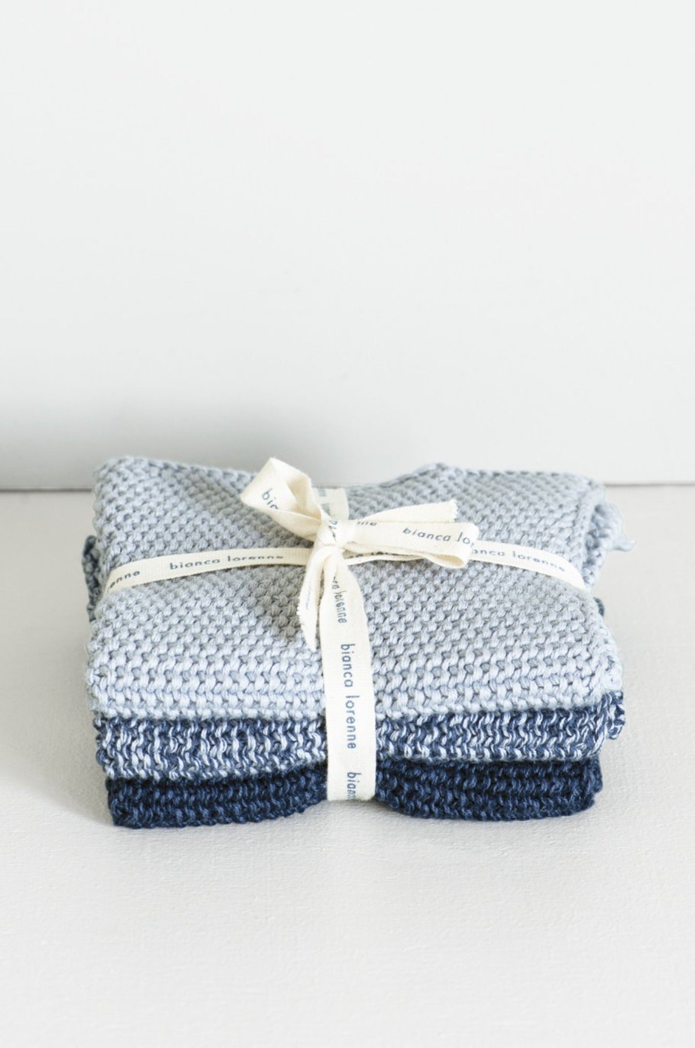 Bianca Lorenne pure cotton knitted washcloths, set of 3 in shades of indigo blue.