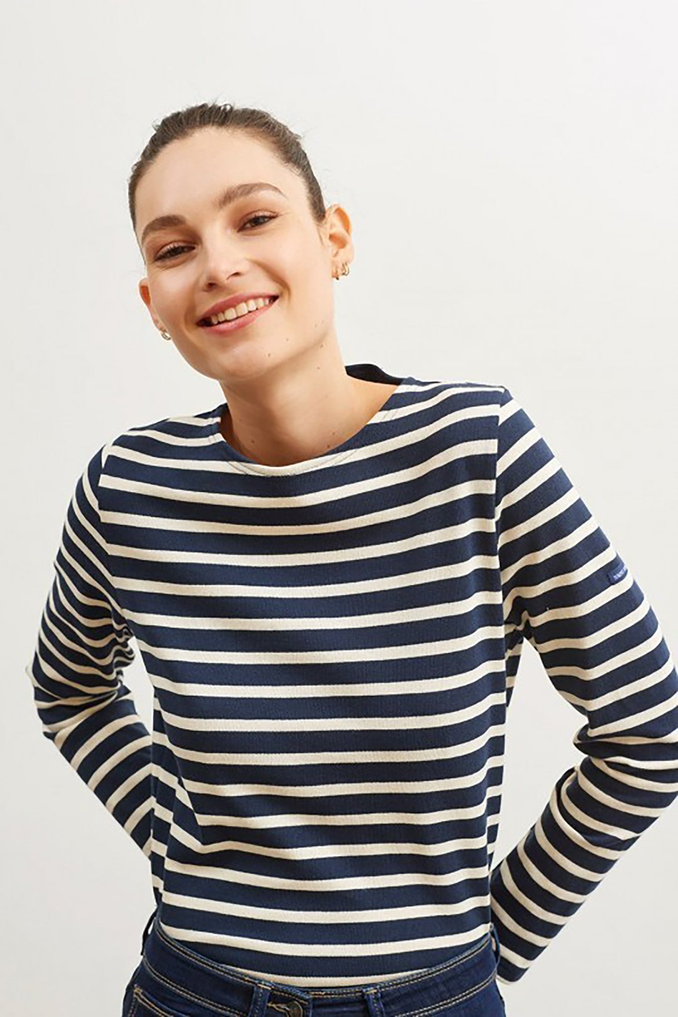 Saint James made in France carded cotton mariniere, ecru on navy, long sleeve feminine style. Meridame II.